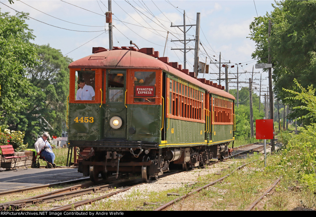 The Chicago El set has just detrained passengers from a run on the East Troy Electric